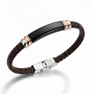 Pulsera de cuero trenzado con acero negro y detalles oro rosado