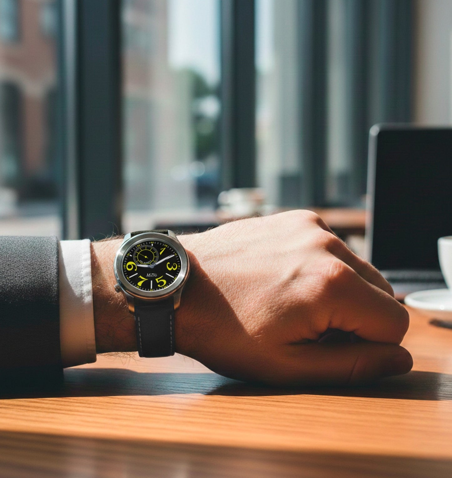 Reloj Micro Classic  (5 ATM)